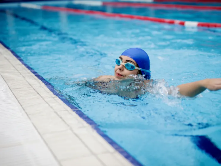 Kurs 02/26 Anfängerschwimmen für Frauen ohne Schwimmerfahrung @ Lehrschwimmbecken, Farmsener Turnverein (FTV)