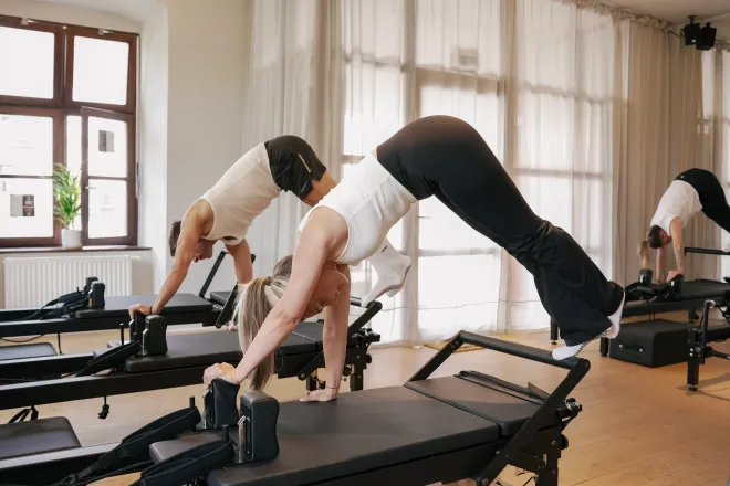 Flying Cat - Reformer Pilates