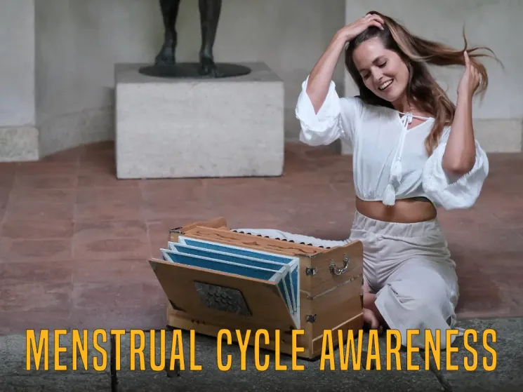 Menstrual Cycle Awareness mit Astrid  @ hierYOGA