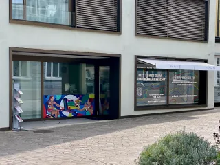 Dieser Anbieter hat keine Bildbeschreibung für dieses Bild hinterlegt