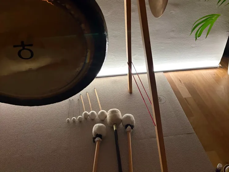 Breathwork + Frequencies mit Guest Teacher @ Sarah Vobr // Breathwork + Mindfulness