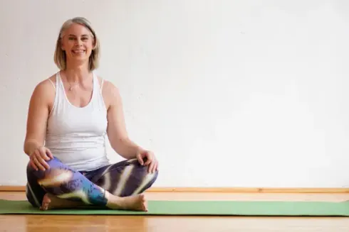24h Yoga Nidra Ausbildung 2024 mit Nicole Barlau  @ Rundum Yoga Unterbilk