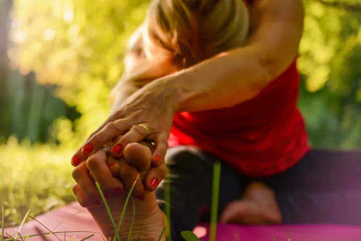 Yoga zur Rückbildung mit Baby @ Wohlklang - Zentrum für Achtsamkeit, Körper & Entspannungsmethoden