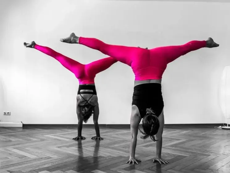 Handstand für Anfänger @ BRING IT OM