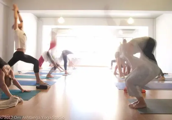 live online Ashtanga Yoga light  @ Yoga Moves