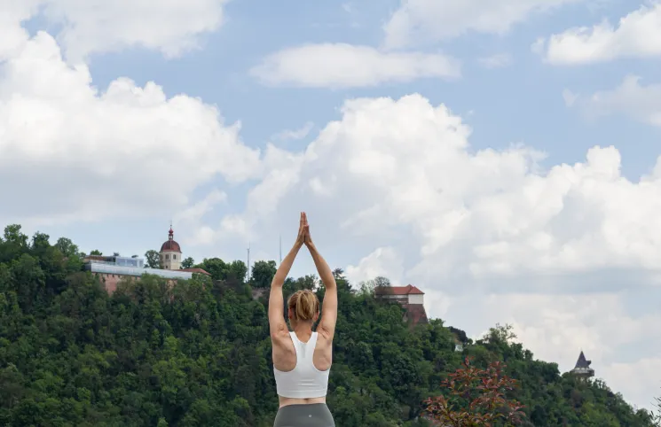 Yoga, Beats & Drinks - Juli 2024 @ STUDIO herzfeld
