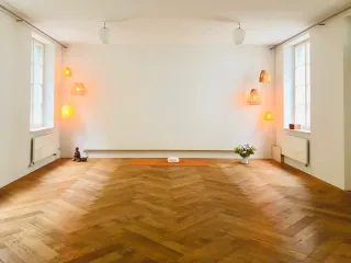 Dieser Anbieter hat keine Bildbeschreibung für dieses Bild hinterlegt