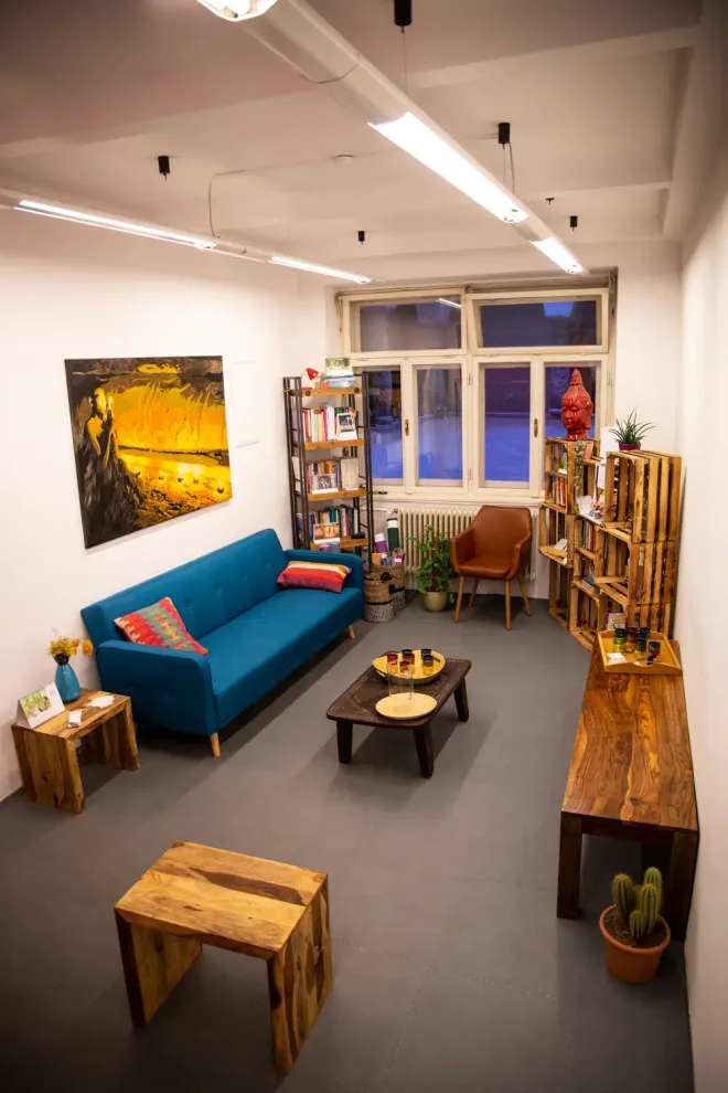 Ariadna Castorena / The Yoga Gallery