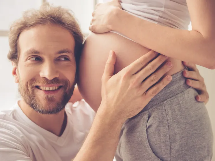 Geburtsvorbereitung für Paare am Freitag (findet live Online statt) @ Elternzentrum Dr. Geisenhofer