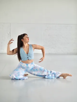 Laura K.