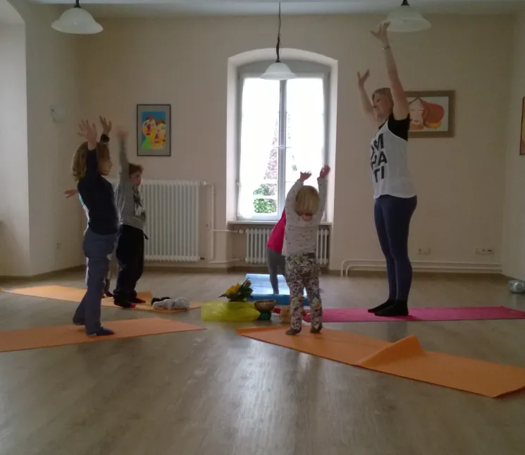 Kinder-Yoga @ Yoga-Kurse Annika Finkler