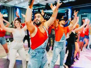 Dieser Anbieter hat keine Bildbeschreibung für dieses Bild hinterlegt