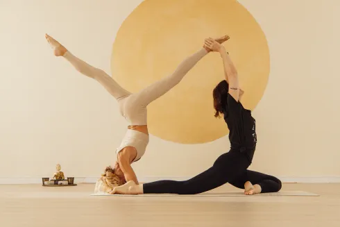 Online Yoga Special * @ Samtosha Yoga Online-Studio