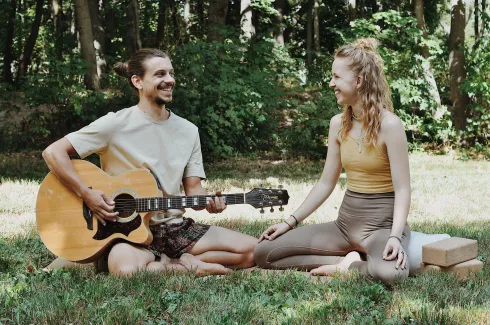 Yin Yoga & Live Musik mit Marie & Paul - Sa 8.6. @ Yogaria