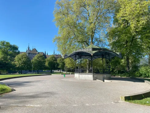 Qigong Park Zürich HB 🌞 @ #AirQIGONG