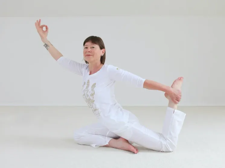 Hatha Yoga Auffrischen & Vertiefen (In & On) 8x Mo ab 12.02.24 @ Yoga Vidya Speyer