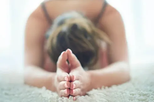 Yin Yoga mit hawaiianischen Vergebungsritual & Live Musik @ Yogastern