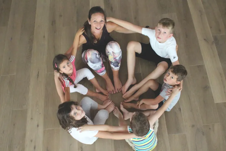 Family Yoga: Vorweihnachtszeit ist Kekserlzeit @ STUDIO herzfeld
