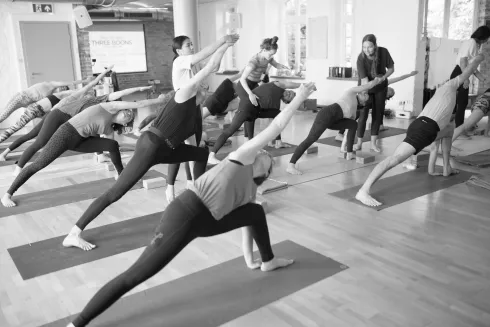 LIVE-STREAM: Jivamukti 🧘🏼♀️Afternoon Flow Open75 DE - THREE BOONS YOGA @ Three Boons Yoga Berlin f.k.a. Jivamukti Yoga Berlin