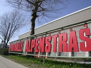 Sporthalle Alpenstraße