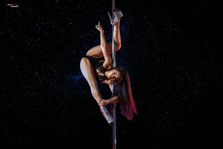 Heels Pole by FouFou | Open Level  (6 Wochen) 129€ 20.02.2025 @ aerialflow