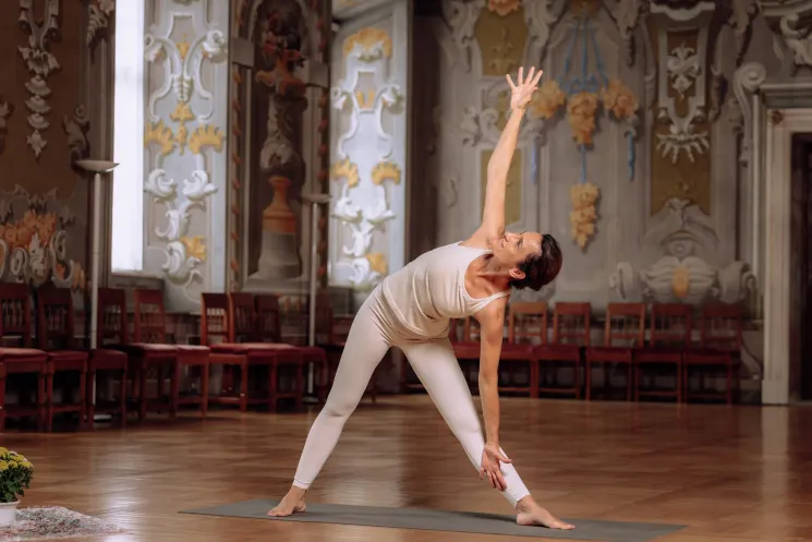 Kostenlose Yoga-Schnupperstunde & Info-Talk zur Ausbildung im Stift St. Florian (OÖ) @ Akshara Akademie