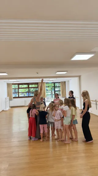 Dieser Anbieter hat keine Bildbeschreibung für dieses Bild hinterlegt