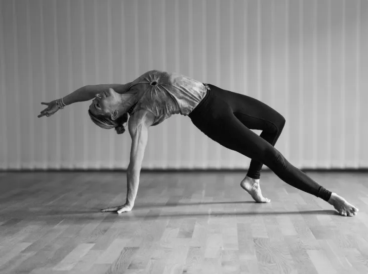 Power Flow Yoga L2 @ insaja - yoga & dance