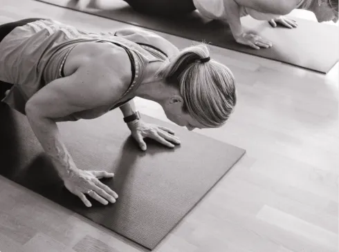 Vinyasa Yoga Open Level @ insaja - yoga & dance