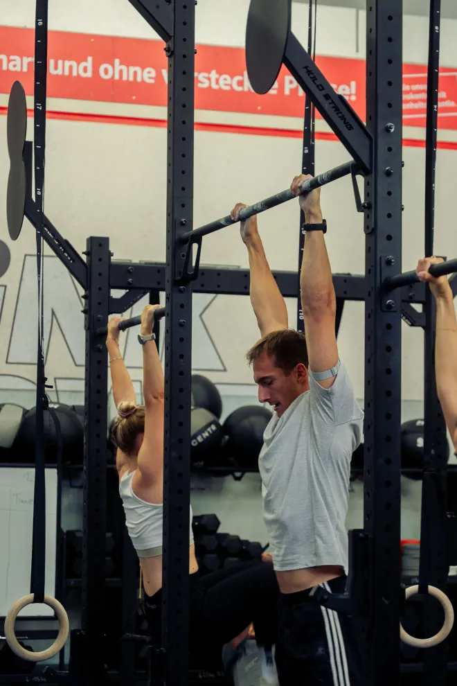 Pink Power - Functional Fitness - HYROX - YOGA