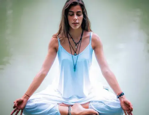 EINKLANG Yoga: Die 7 Chakren @ YOGA ART