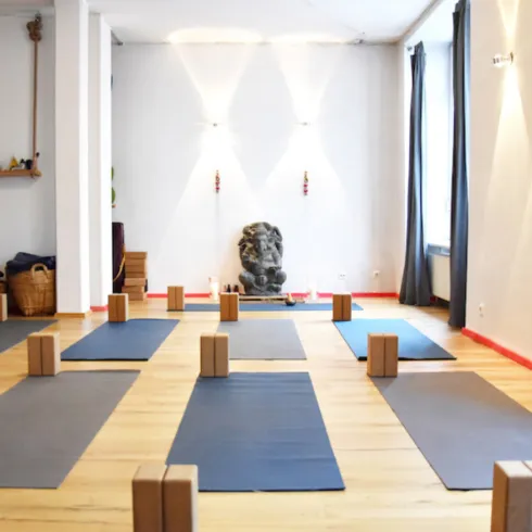 Urban Yoga Westend