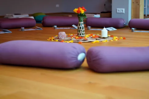 Vollmondyoga & Cacaoritual 🌕 im Tierkreiszeichen Schütze @ BEWUSST:SEIN Yoga- & Gesundheitsstudio