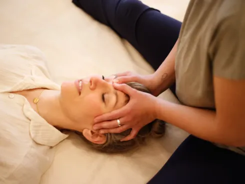 Massage im Yogaunterricht | Fortbildung mit Mandy Hermann @ Lord Vishnus Couch DTZ