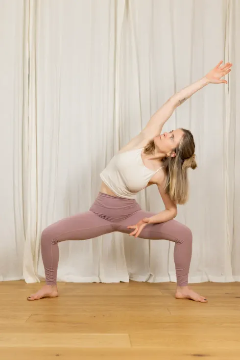 AWAKENING YOGA ( XL ) EN @ STUDIO MOND