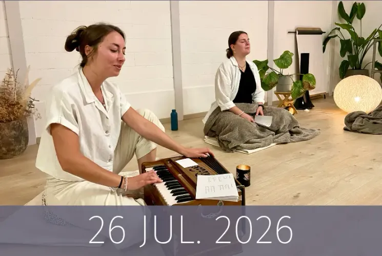 Singing Circle with guest Nicole (July 26) @ // Bubble Yoga