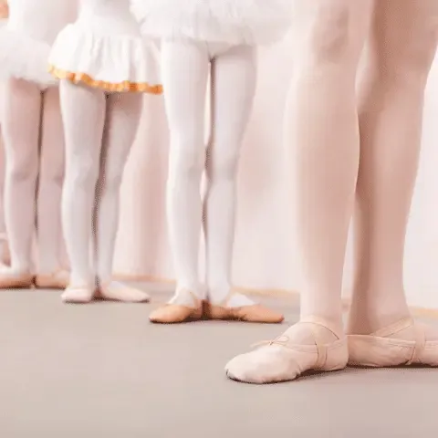 Ballett (8-12 Jahre)  @ WeFlow Studio GmbH