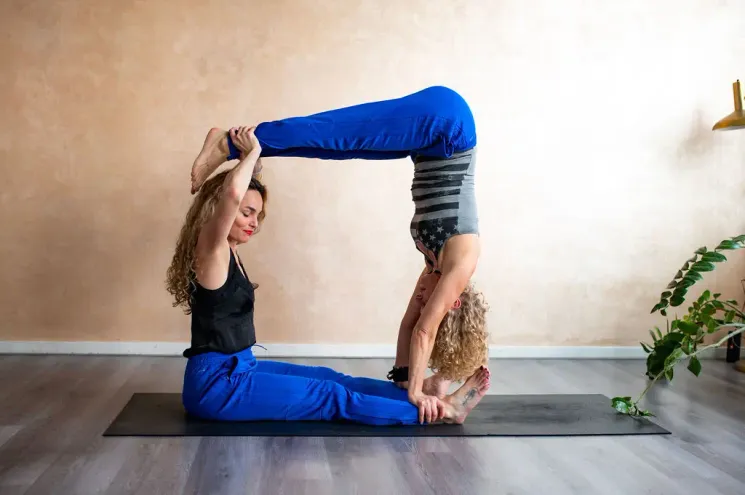 SELF CARE: Inner Flow Yoga & Energy Clearing door Sheba en Edith @ De Lichtplaats