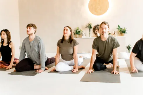 Yoga II - Mittelstufenkurs - Mi 18 Uhr - 10x90 Min @ Yoga Vidya Bayreuth