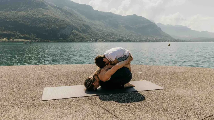 Yoga Famille au lac @ Bliss Yoga Annecy
