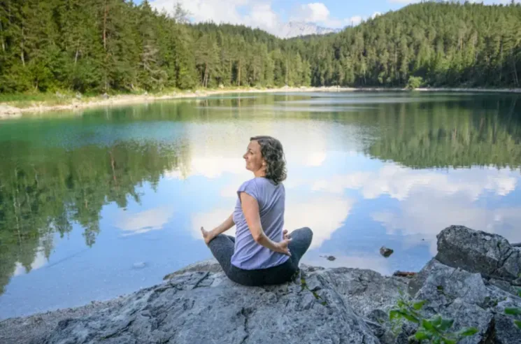 Relax Yoga für Anfänger - Präventionskurs @ Yogastern