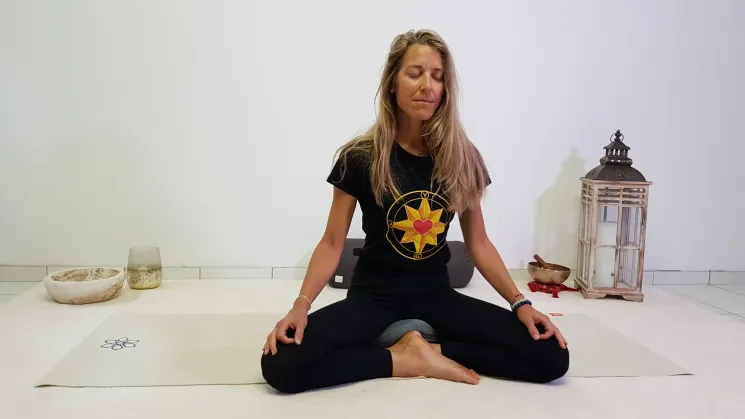 Eröffnung und Meditation @ ray-of-heart-yoga by Claudia Kaeß