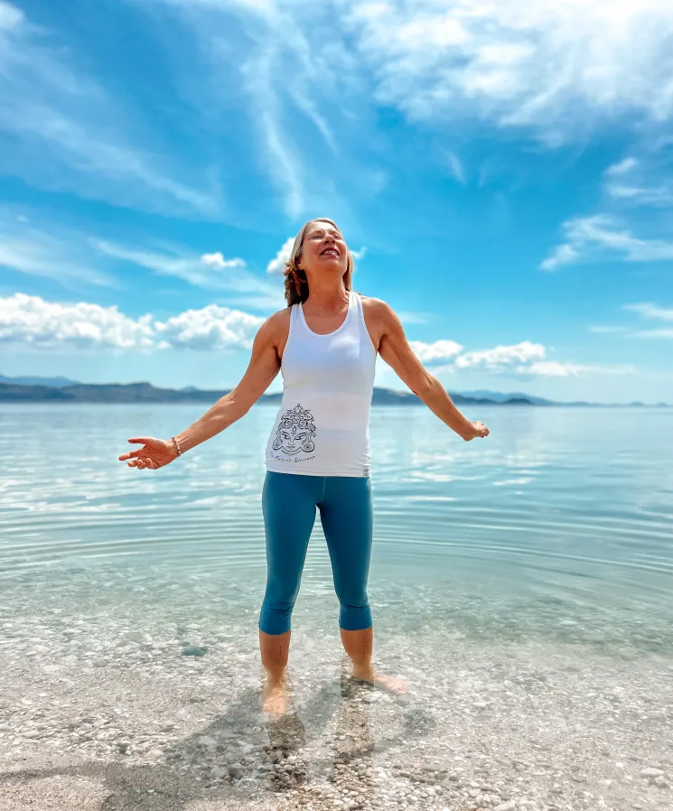 ONLINE Functional Yoga @ MOVING BONES®