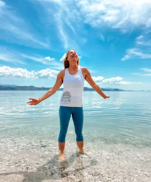 ONLINE Functional Yoga @ MOVING BONES®