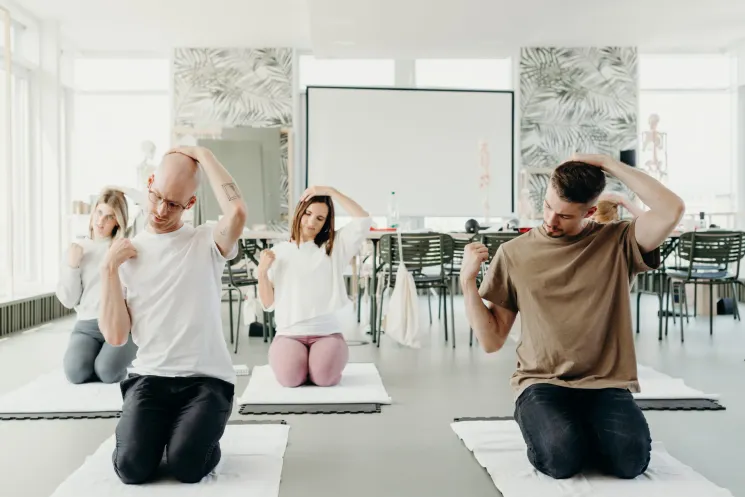 Schnupper-Workshop: Übungen nach Liebscher & Bracht @ Yoga mit Fokus