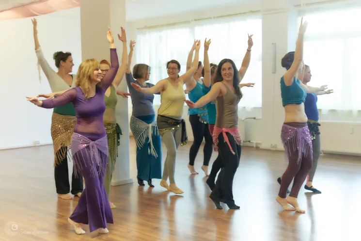 Hybrid: Oriental (M1) @ OT pur - Move your Belly