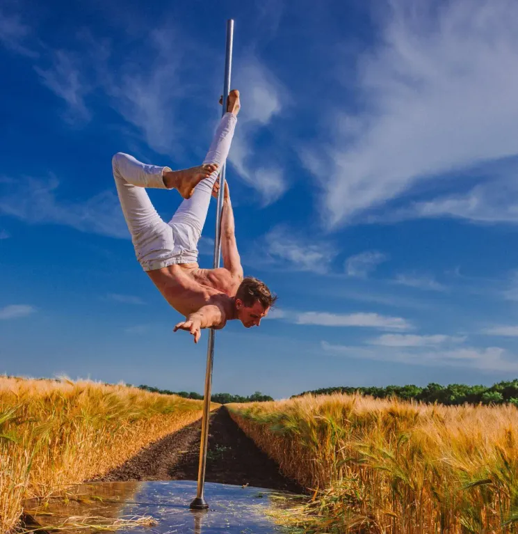 TAoP Camp - Oleg Zabelin - First Flight @ Poledancestar