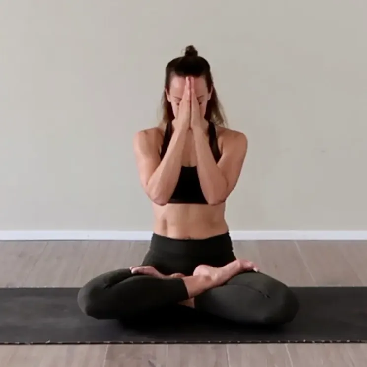CHAKRA BALANCING FLOW with Sarah - A series of 7 Friday yoga flows @ Planet Yoga