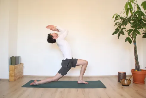 Intro Ashtanga (Online) @ Redwood Yoga Bonn
