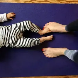 Mindful Moms - Pilates & Yoga (mit & ohne Baby) / Präsenz @ bewegunginbalance